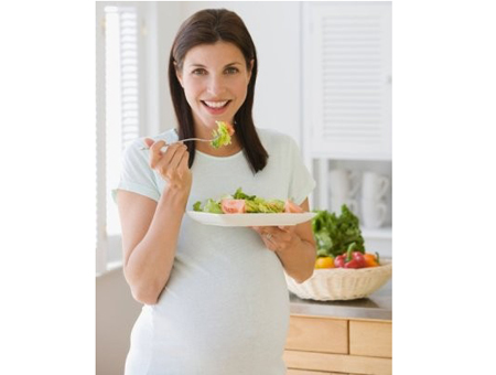 Axít folic đặc biệt cần thiết cho phụ nữ mang thai