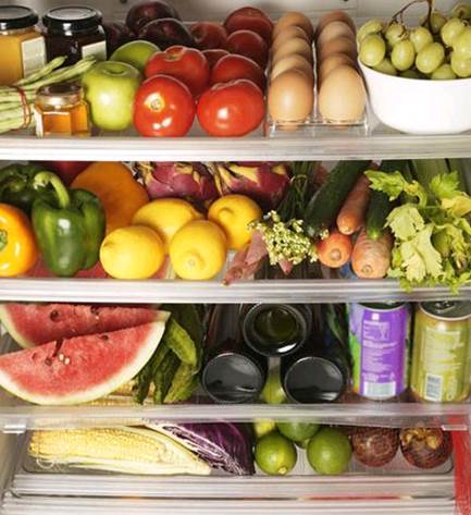 Lưu trữ rau lâu ngày trong tủ lạnh sẽ làm cho rau không còn tươi và mất chất dinh dưỡng.