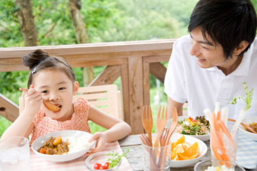6 bí quyết giúp “đập tan” chứng biếng ăn ở trẻ