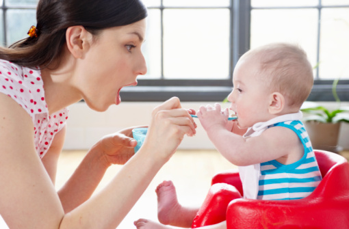 Những điều cần tránh khi chăm sóc trẻ biếng ăn