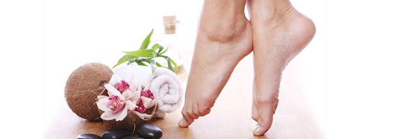 Kem trị nứt nẻ gót chân: neutrogena foot cream 56g