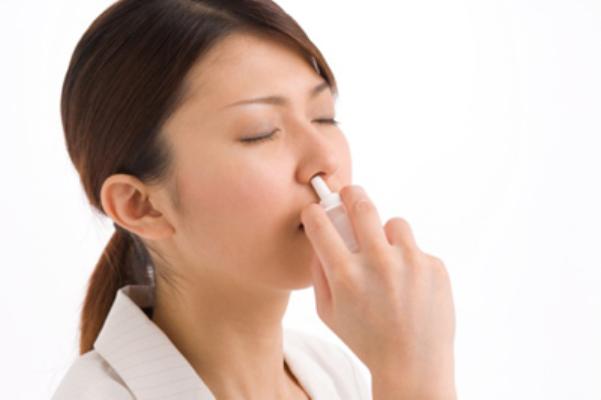 Sử dụng BioAllers Indoor Allergy Nasal Spray mỗi ngày để đạt kết quả tốt