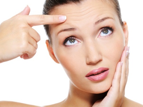 Các nếp nhăn xuất hiện trên da mặt làm bạn lo lắng?
