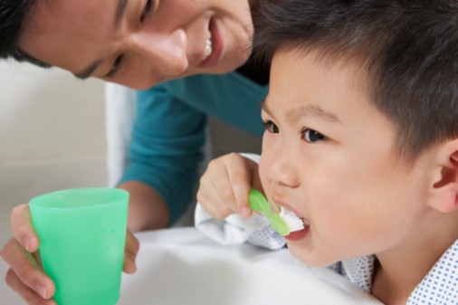 Bé yêu nhà bạn sợ đánh răng?