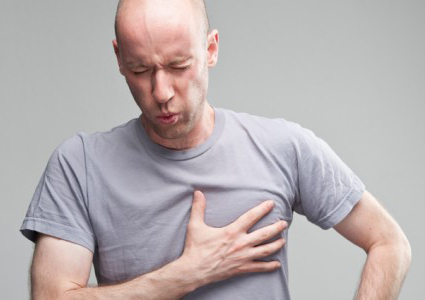 Những cơn cơn ho hay tức ngực, khó thở kéo dài sẽ gây ảnh hưởng nghiêm trọng đến sức khỏe bạn