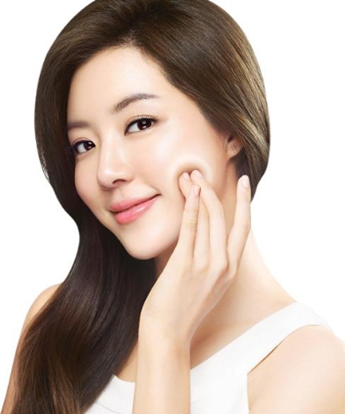 Dung dịch làm sạch da mặt derma e very clear acne cleanser 175ml