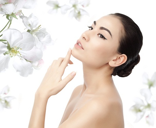 Sữa rửa mặt vitamin c hydrating cleansing milk 250ml