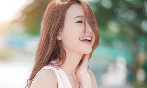 Kem dưỡng làm trắng da ban ngày nhau thai cừu rosanna ultimate placenta day cream hộp 50g của Úc