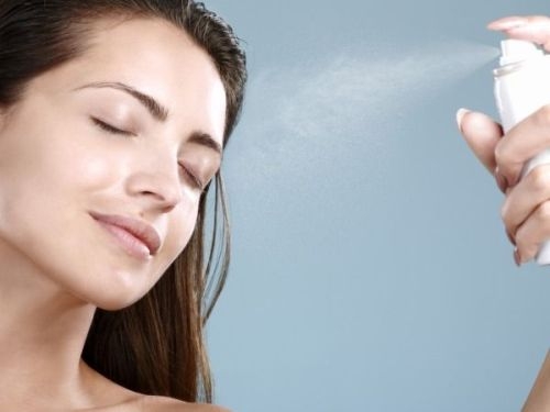 Xịt khoáng muối biển hàn quốc the face shop pure water facial mist 70ml