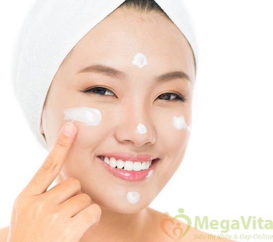 Kem dưỡng da chống nắng cetaphil daily facial moisturizer spf 15 118ml
