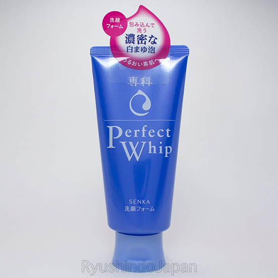 Sữa rửa mặt dưỡng da shiseido perfect whip của nhật bản 120g