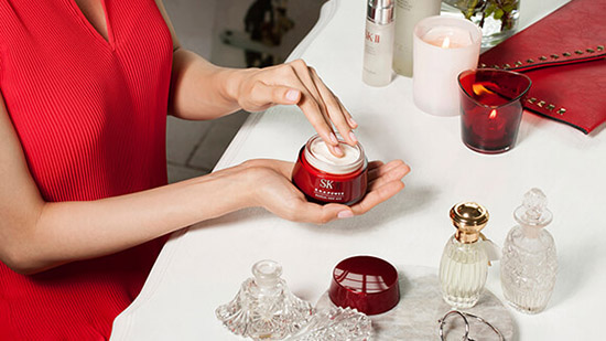 Kem dưỡng da chống lão hóa skii r.n.a. power radical new age 80g