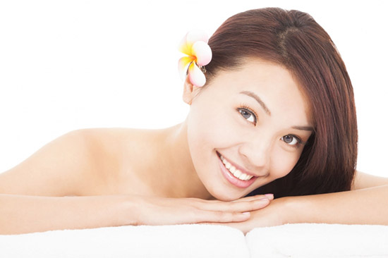 Kem dưỡng trắng da ban đêm skii whitening source derm brightener 75g