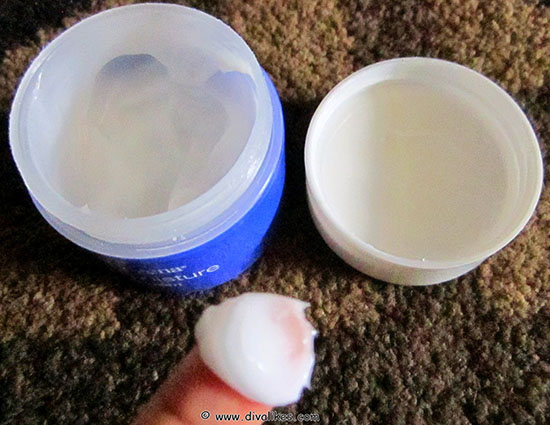 Kem dưỡng da chống nắng sâu bên trong deep moisture day cream with sunscreen broad spectrum spf 20, 63gr