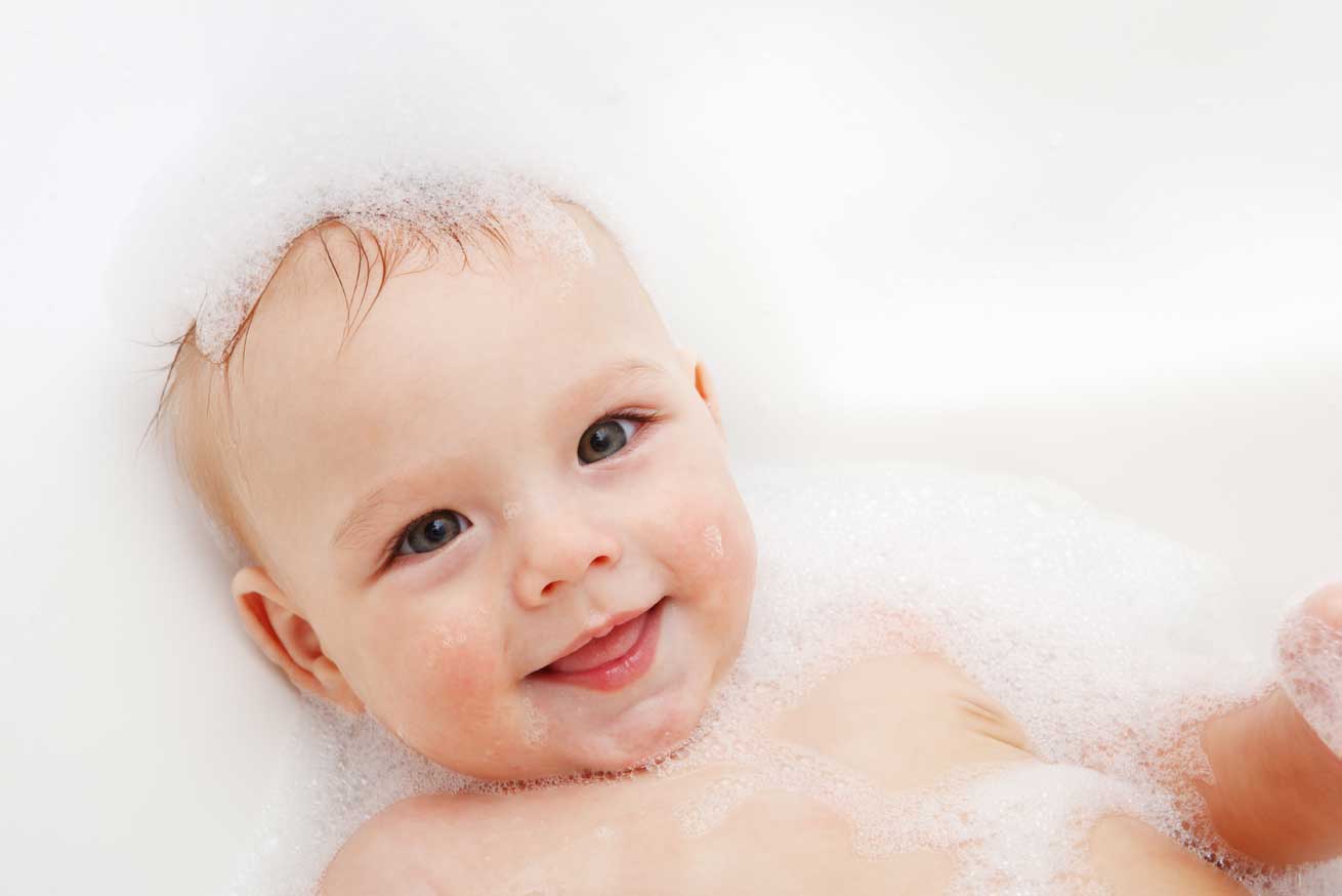 Sữa tắm cho bé tạo bọt không cay mắt Sebamed Baby Bubble Bath của Đức 500ml