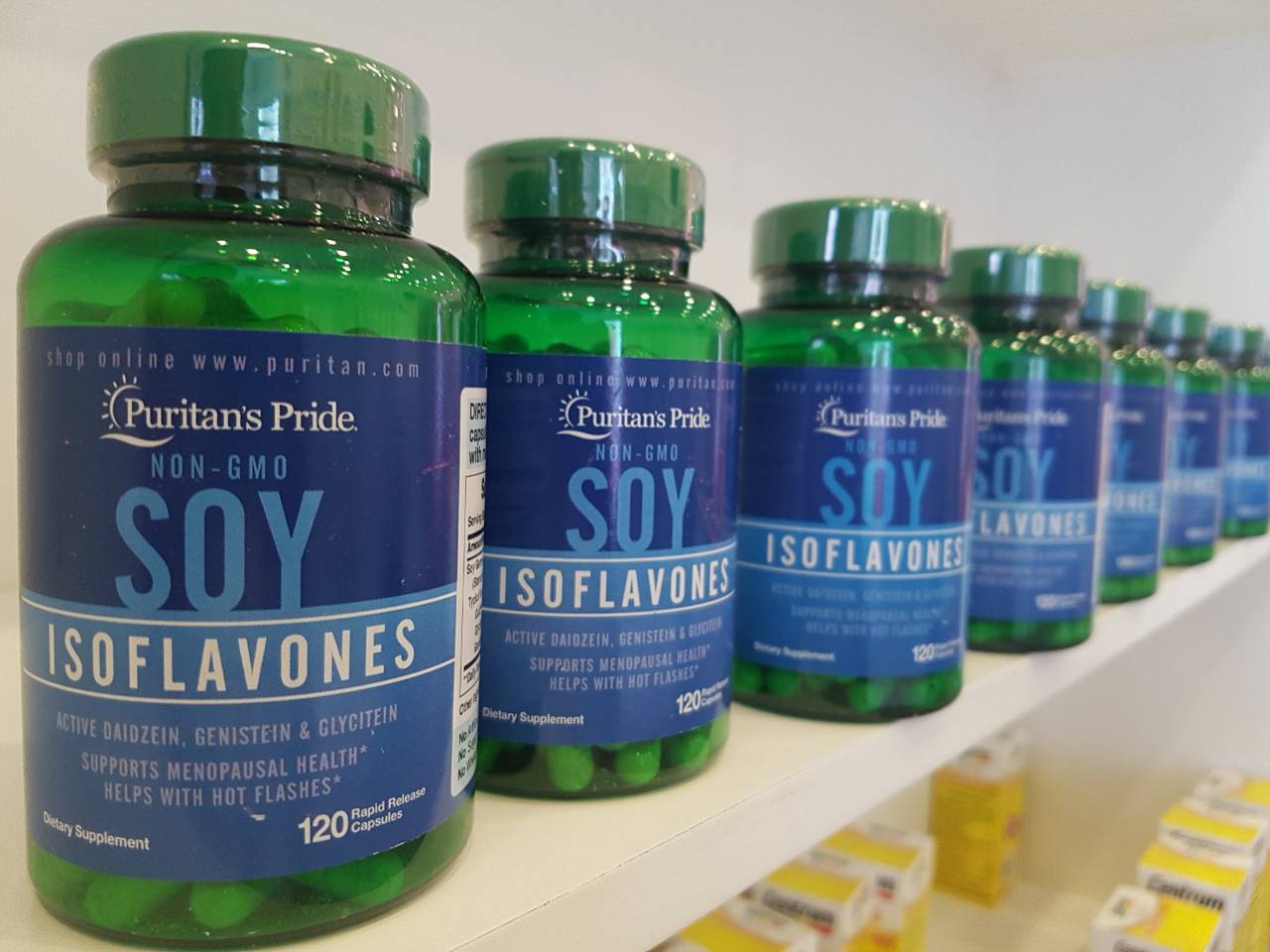 Viên uống mầm đậu nành puritans pride soy isoflavone – bổ sung nội tiết tố cho phụ nữ từ 30 tuổi trở lên 120 viên